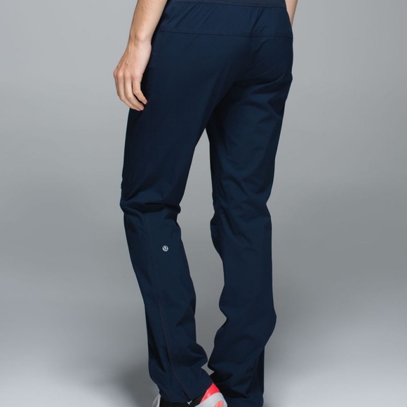 Lululemon Beat The Sleet Pant Inkwell - Picture 3 of 16